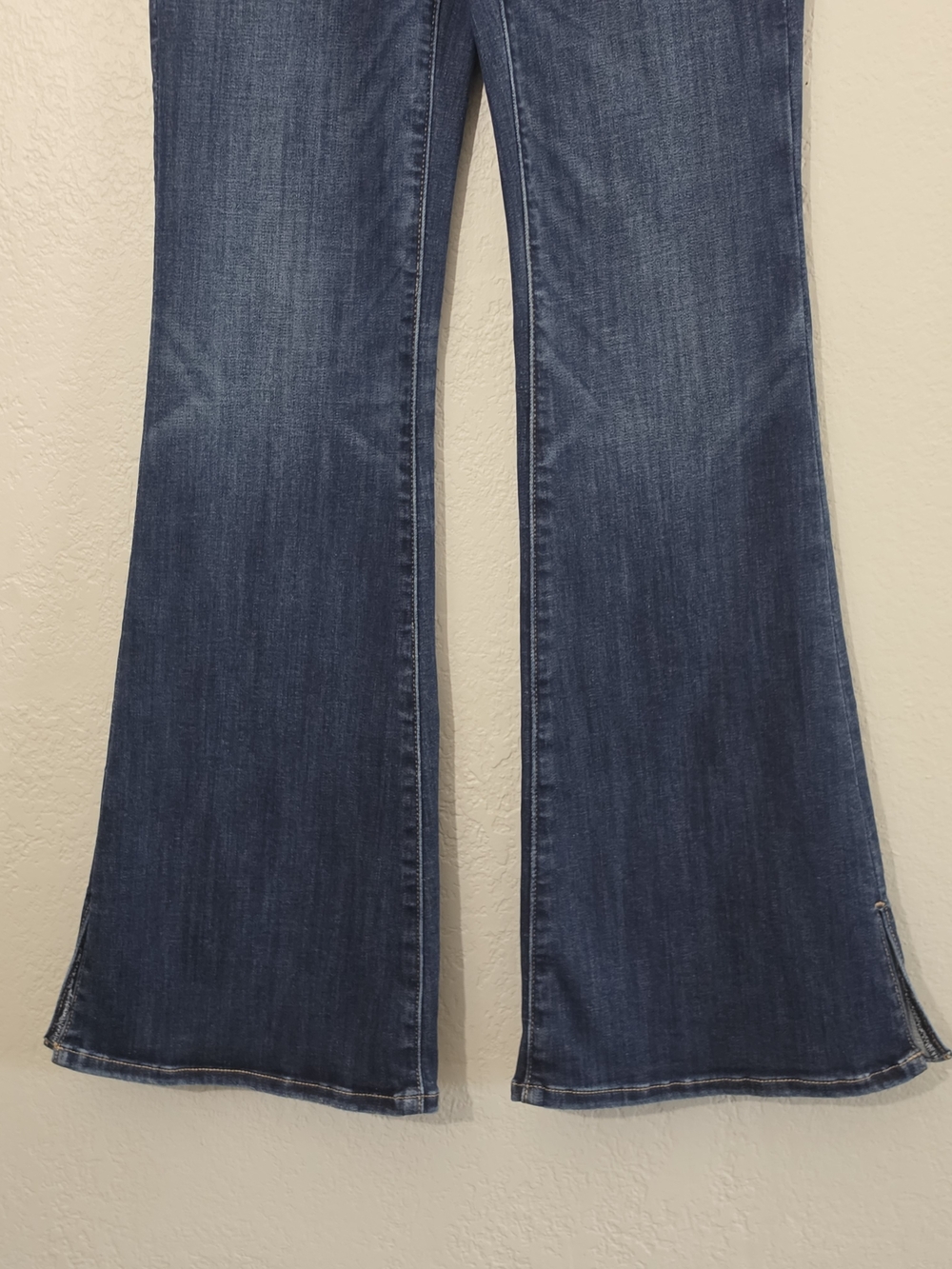 American Eagle Super Hi-Rise Flare Dark Wash Stretch Denim Womens Size 4 - Picture 3 of 10